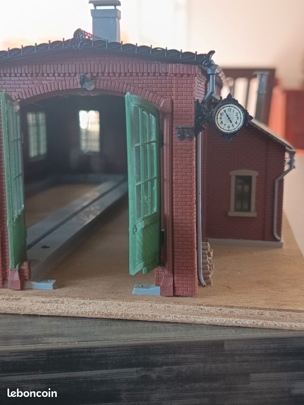 Vollmer Ho Maquette Remise Locomotive 5765 a Monter Train Electrique