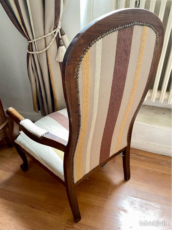 Fauteuil Voltaire ancien tapissé (image 4)