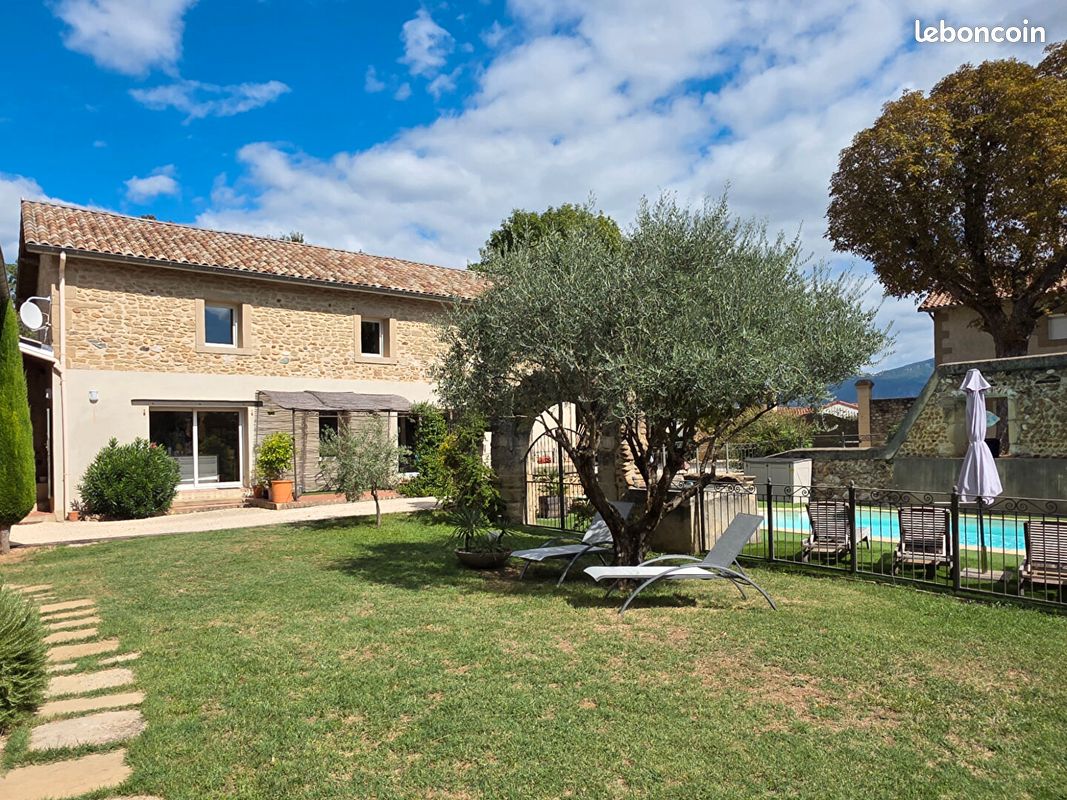 Maison 5 pièces 184 m² · à Chatuzange-le-Goubet · 184 m² · 864 000 €