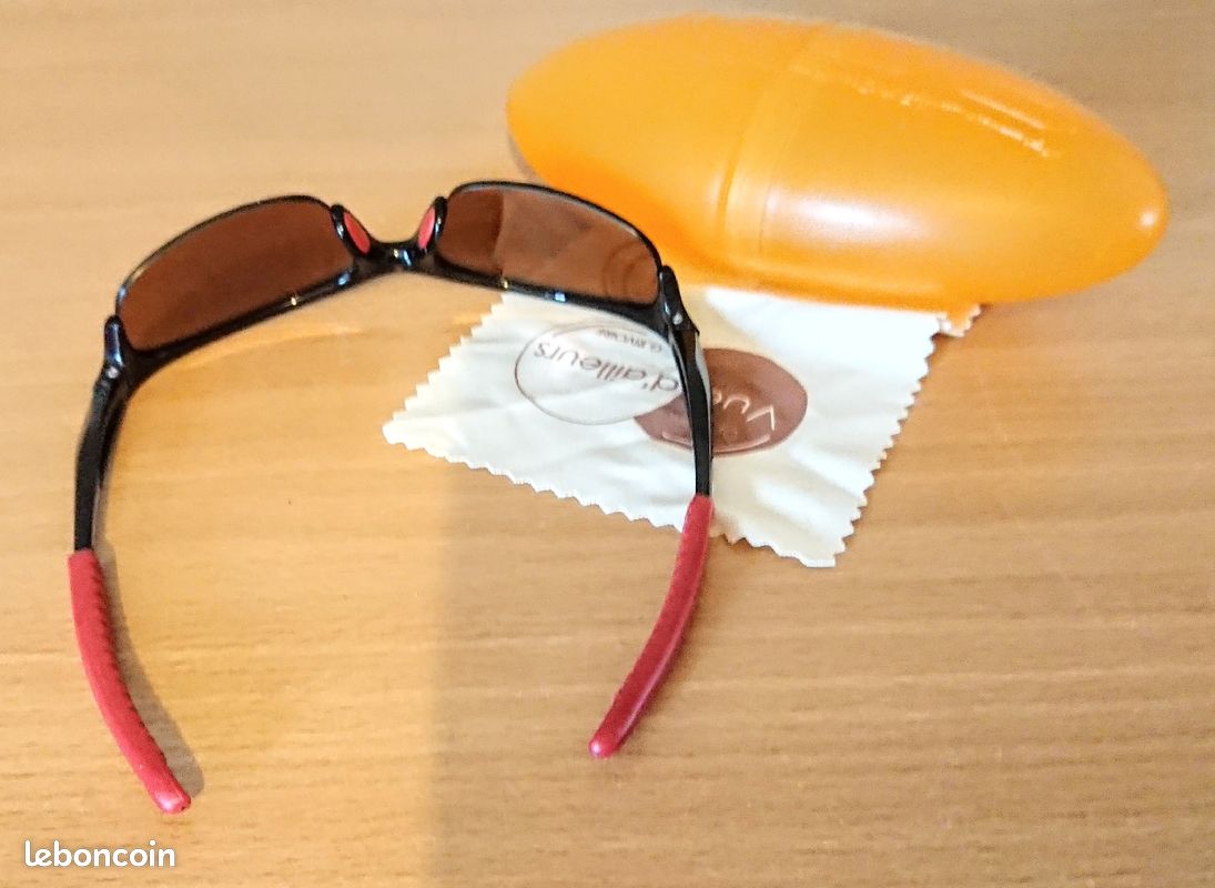 Paire de lunettes de soleil fun pour enfant (image 3)