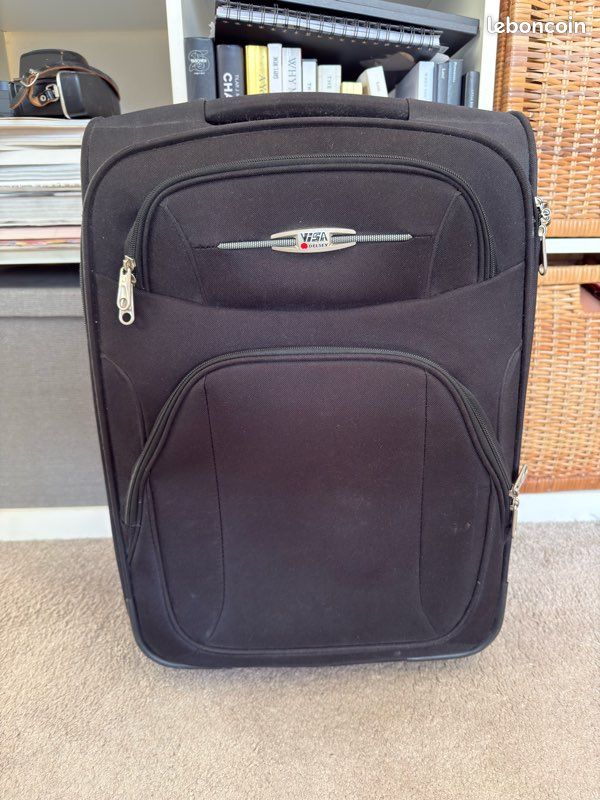 Valise cabine Desley (image 1)