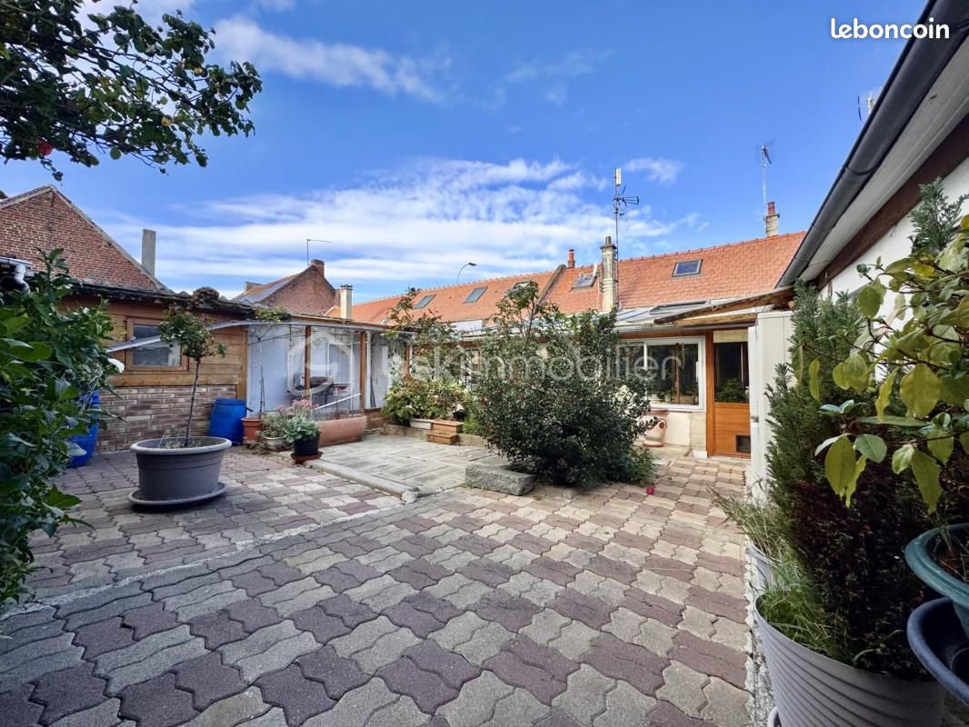 Maison 6 pièces 110 m² · à Estrées-Saint-Denis · 110 m² · 240 000 €