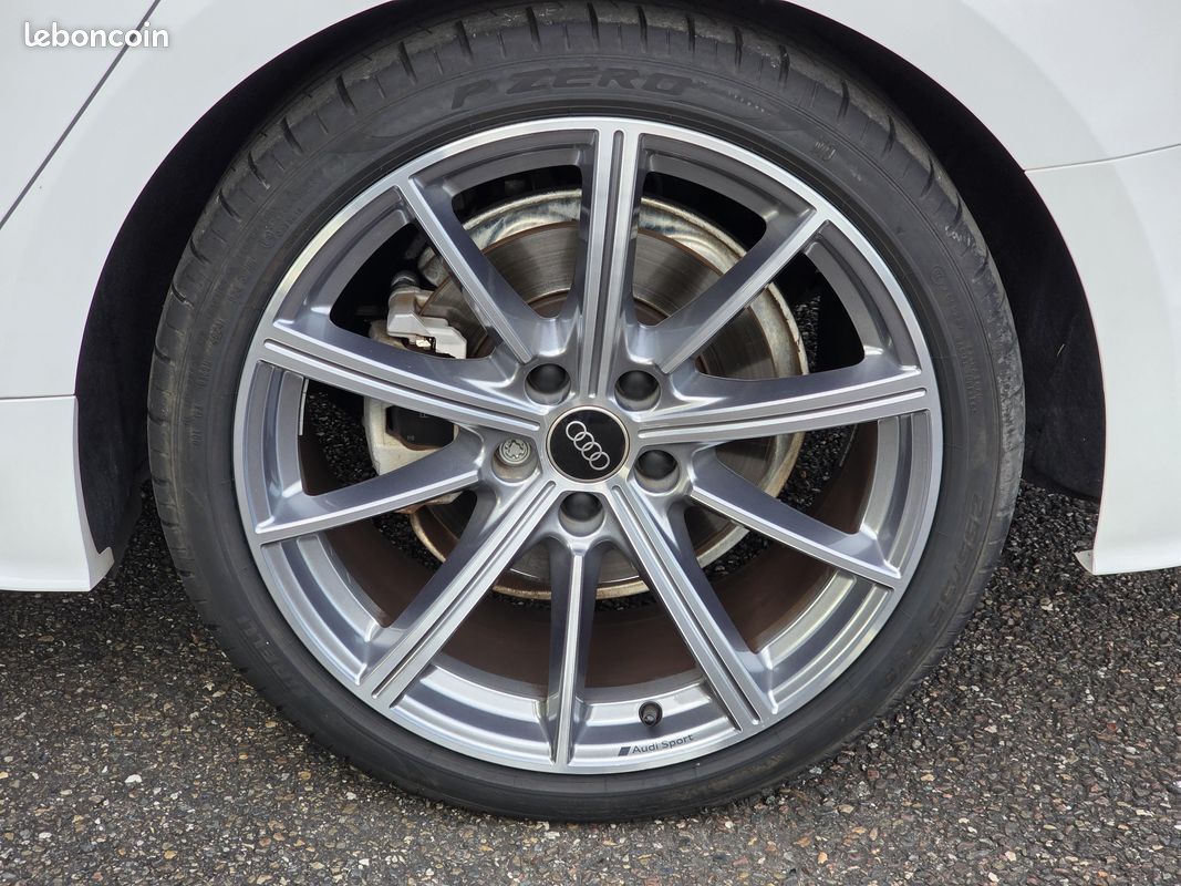 AUDI A5 Sportback 40 TDI 204 S tronic 7 Quattro S Line (image 12)