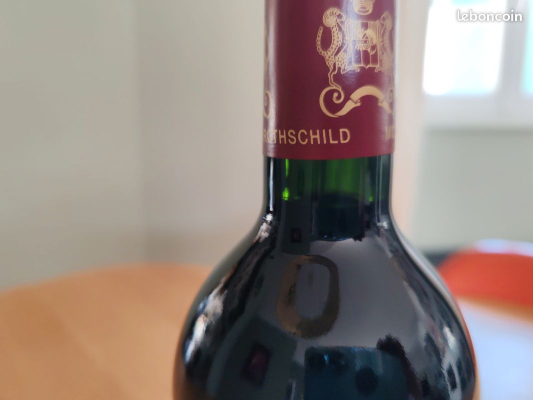 Bouteille Château Mouton Rothschild 2010 - Avec Son Coffret D'origine, Neuve Et étiquetée