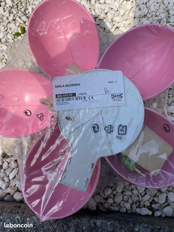 Applique (image 1)