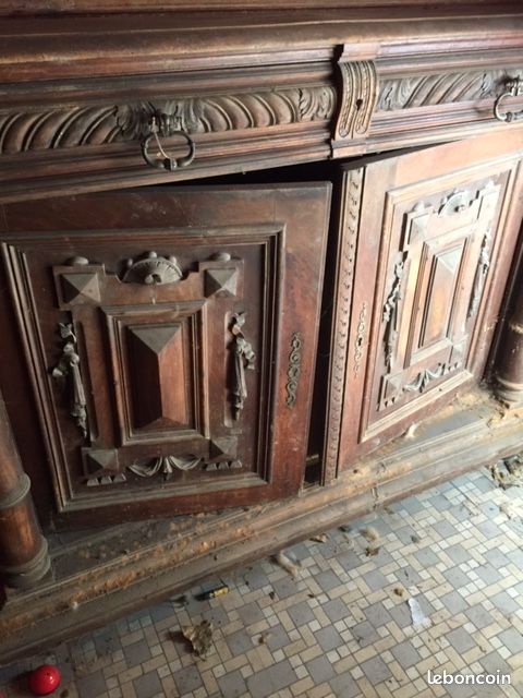 Grand meuble ou armoire en bois massif (Henry II ?) à restaurer (image 2)