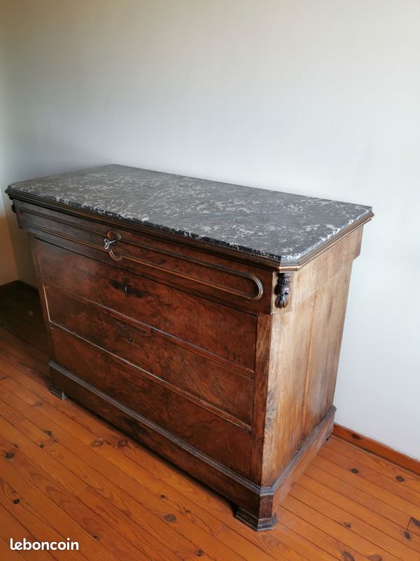 Commode ancienne en bois massif avec plateau en marbre - 4 tiroirs (image 3)