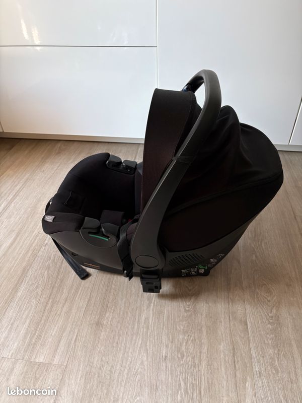 Siège auto Cosy bébé de Chicco Activ 3 (image 2)