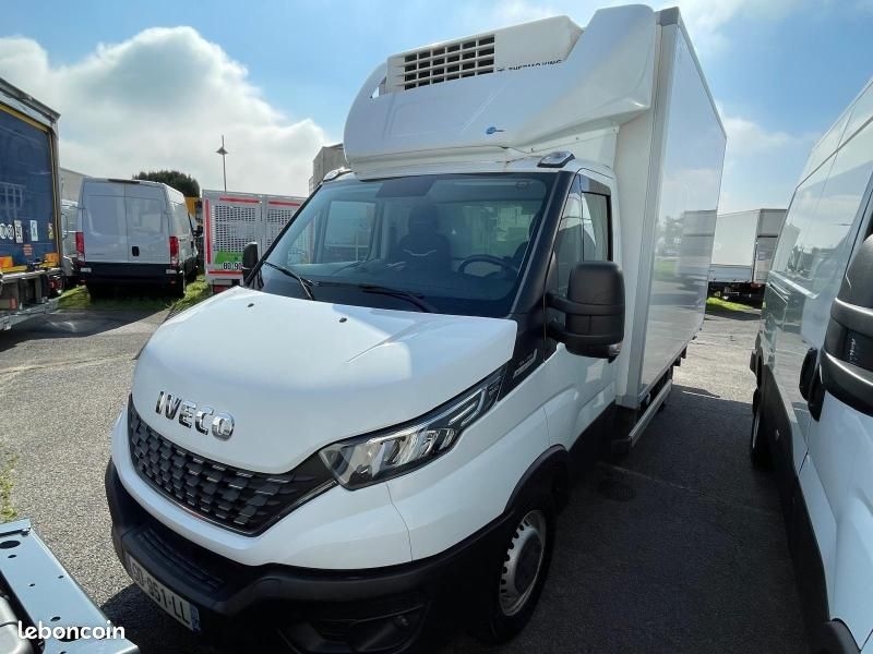 Iveco Daily CCb Daily 35S18 Moteur 3L00 180 CV Hi-Matic Frigo 33900 HT (image 2)