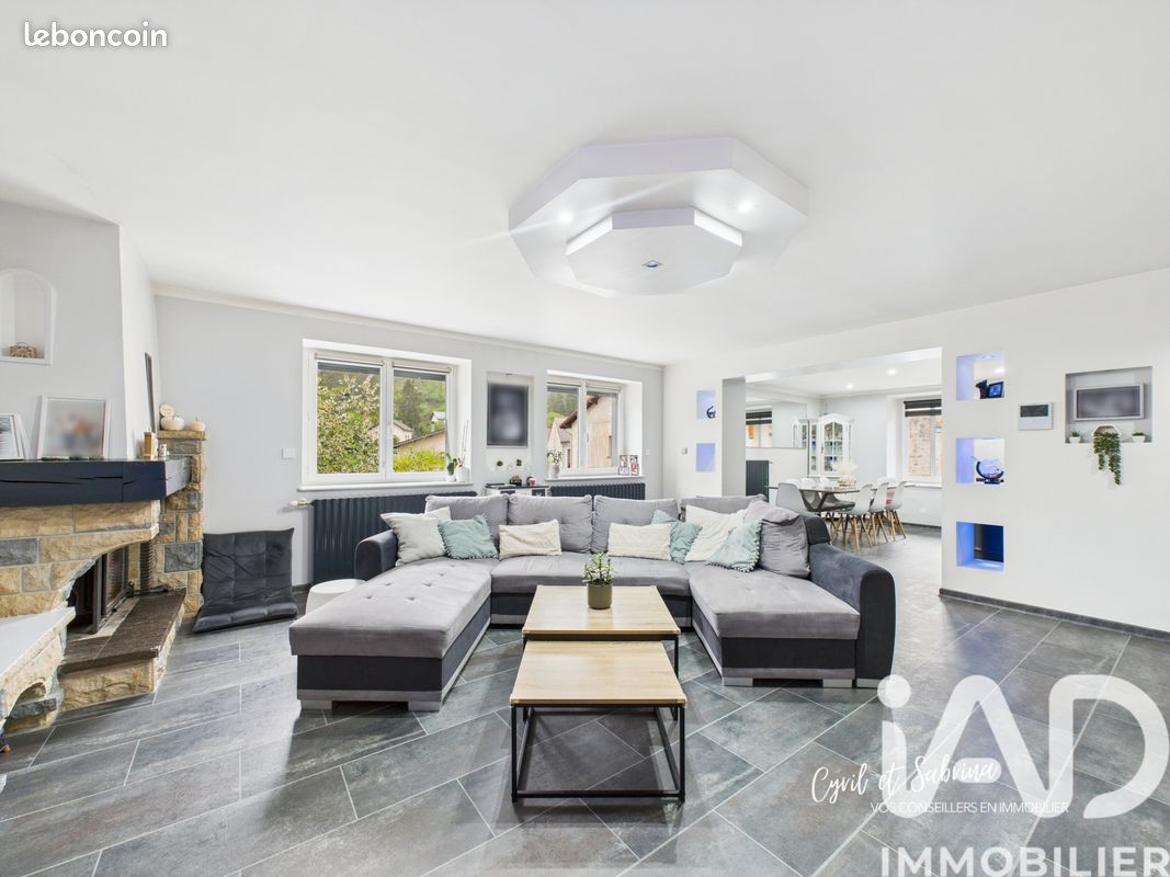 Maison 10 pièces 253 m² · à Saulxures-sur-Moselotte · 253 m² · 389 000 €
