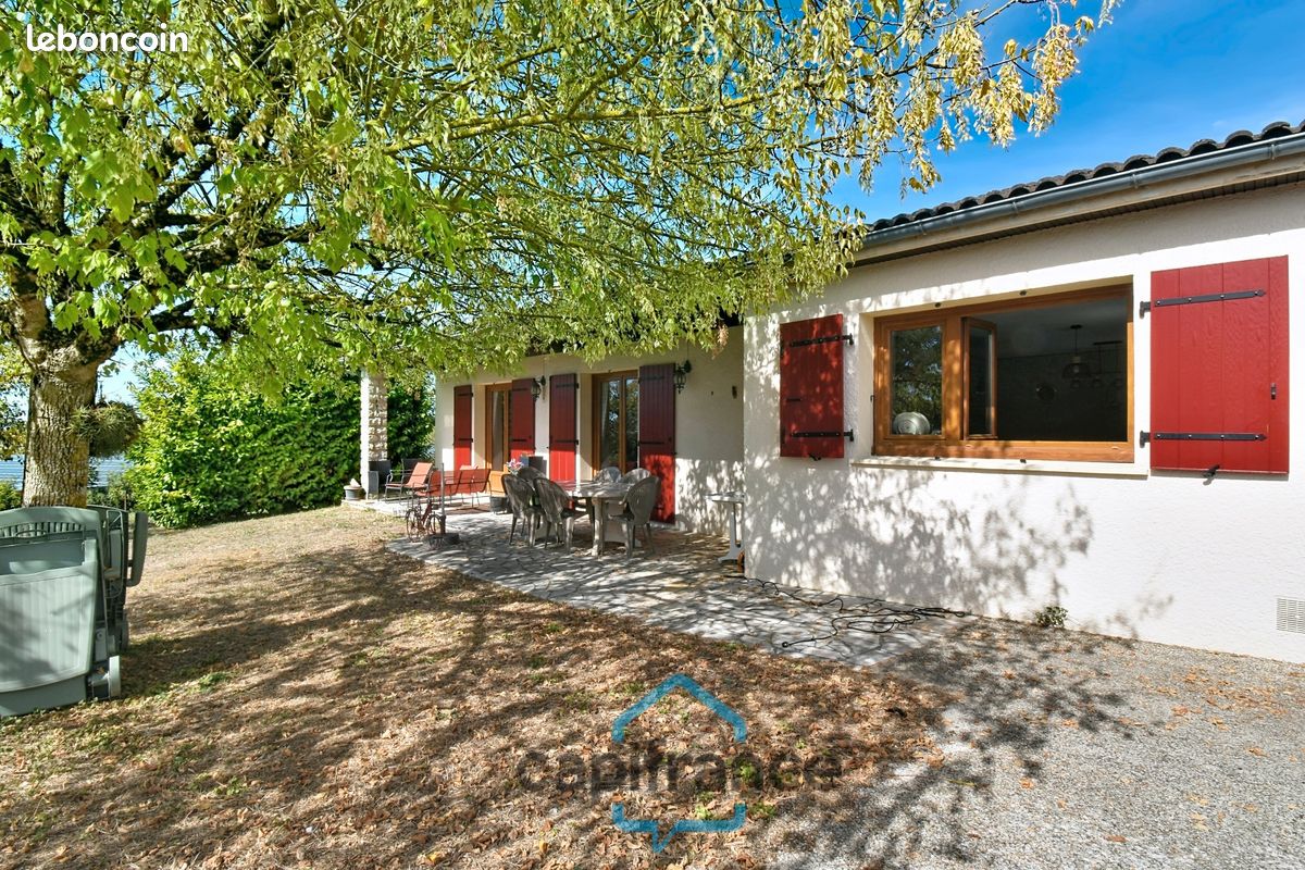 Maison 5 pièces 121 m² · à Saint-Jean-d'Angély · 121 m² · 220 000 €