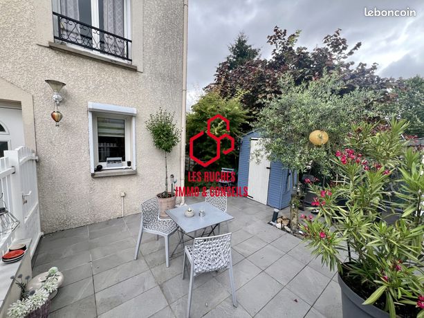 https://img.leboncoin.fr/api/v1/lbcpb1/images/52/b9/c8/52b9c88d9a85efb48ccd1980877f049b466ee5a4.jpg?rule=ad-image