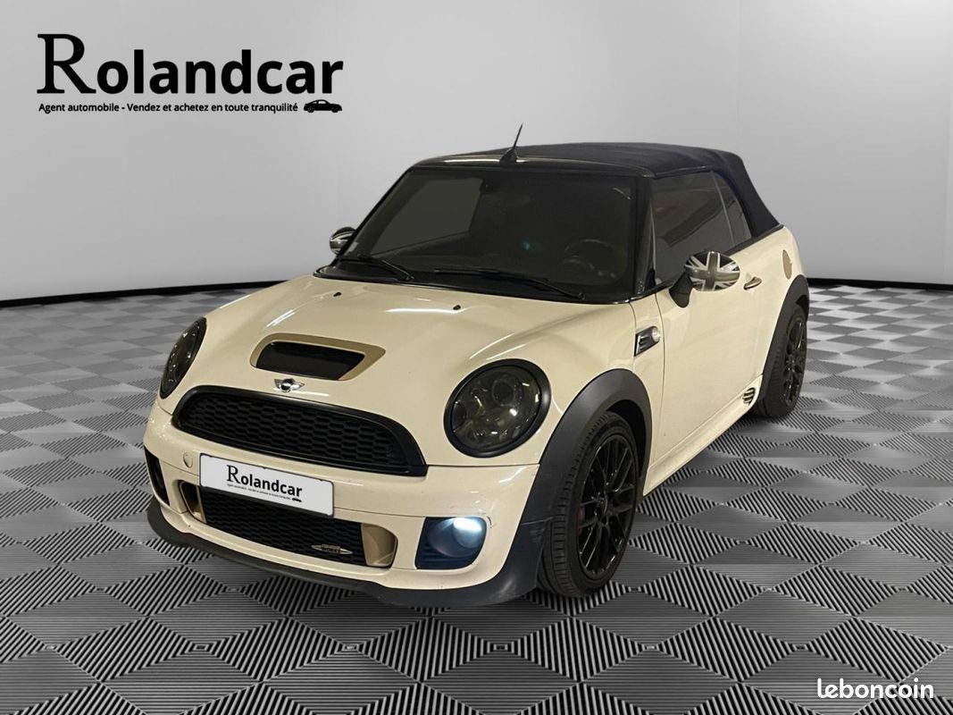 Mini cabrio mini 1.6 210 john cooper works (image 1)