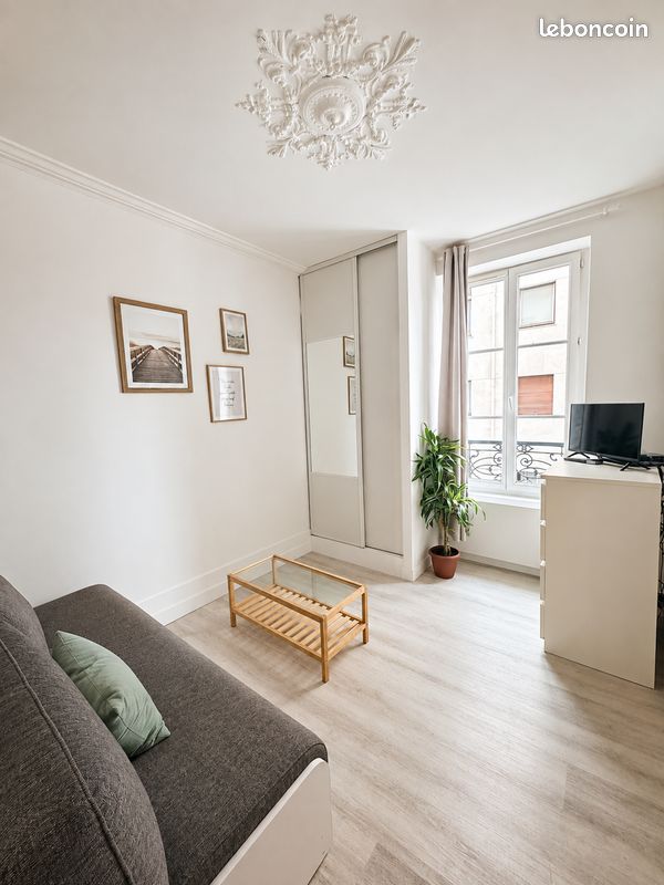 Appartement 2 pièces 20 m² · à Paris · 20 m² · 1 100 €/mois