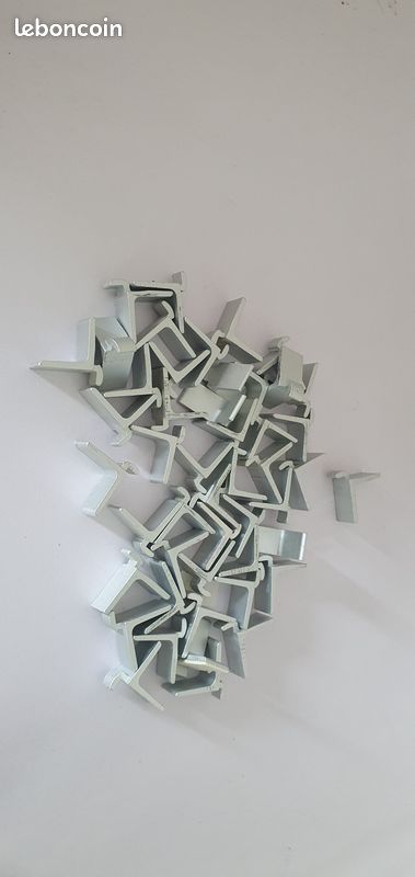 Crémaillères pour étagères (image 6)