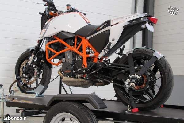 Béquille Bloque roue de moto ACEBIKES modèle à fixer sur une remorque ou au parking (image 5)