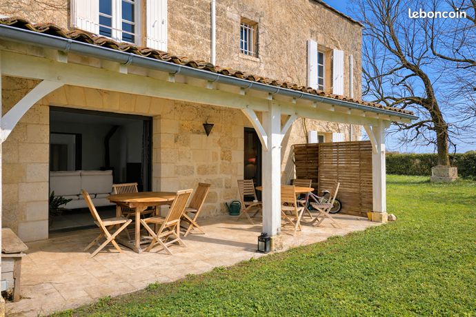 Propriété 7 pièces 237 m²