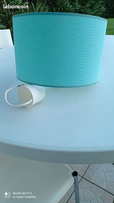 Lustre (image 1)
