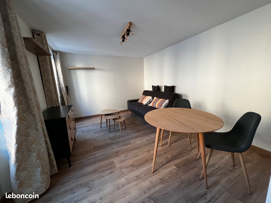 Appartement 1 pièce 29 m² · à Saint-Germain-en-Laye · 29 m² · 950 €/mois