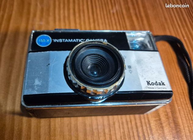 Appareil Photo Vintage Kodak Instamatic 155-X – Fabriqué En Allemagne (1971) – Argenté Et Noir – Fonctionnel