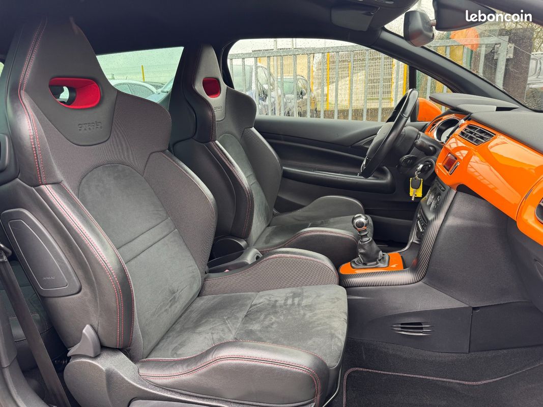 Citroën DS3 1.6 THP 16V 206 cv Racing (image 9)