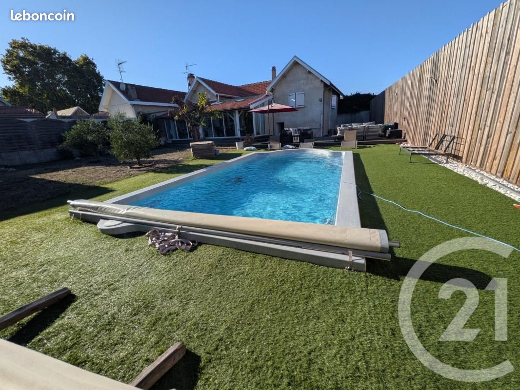 Maison 6 pièces 147 m² · à Pessac · 147 m² · 610 000 €