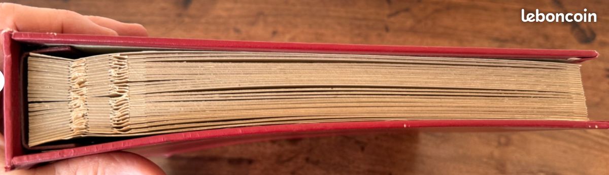 Album Pour Timbres Prophila – 60 Pages Intérieur Blanc Divisé – Couverture Marron Cuir – 23 X 30,5 Cm – Double Articulation Et Intercalaires