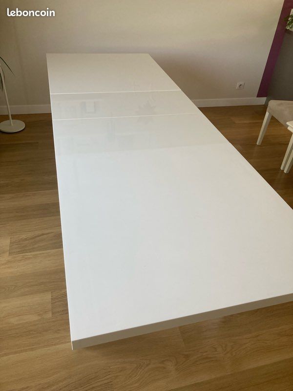 Table blanc laqué 6/8 personnes (image 3)