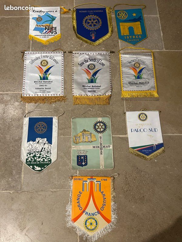 Ancien fanion Rotary Club International GAP Hautes Alpes
