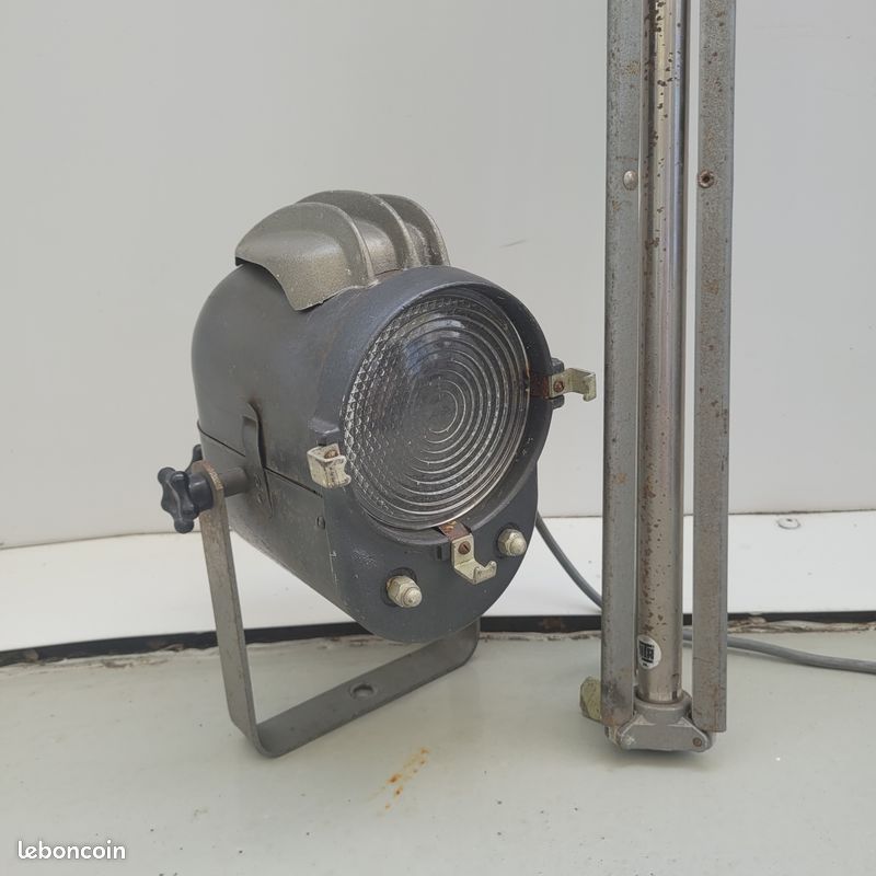 Ancien projecteur Lita avec trépied vintage (image 14)