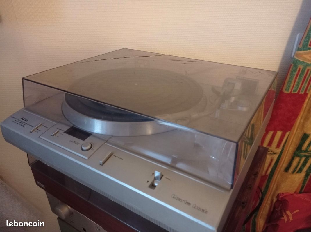 Platine Vinyle Akai AP-M670 Automatique 33/45 Tours - Courroie