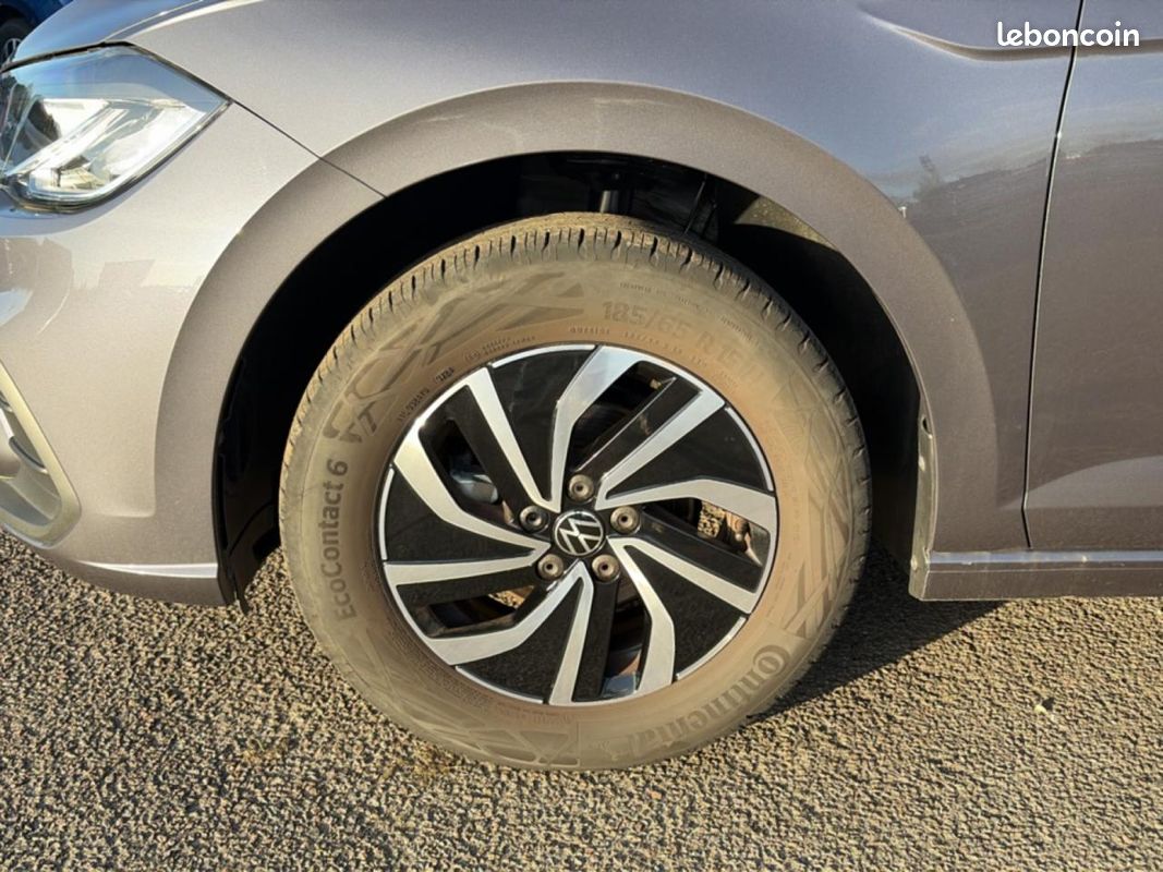 VOLKSWAGEN POLO 1.0 tsi 95 vw edition (image 9)