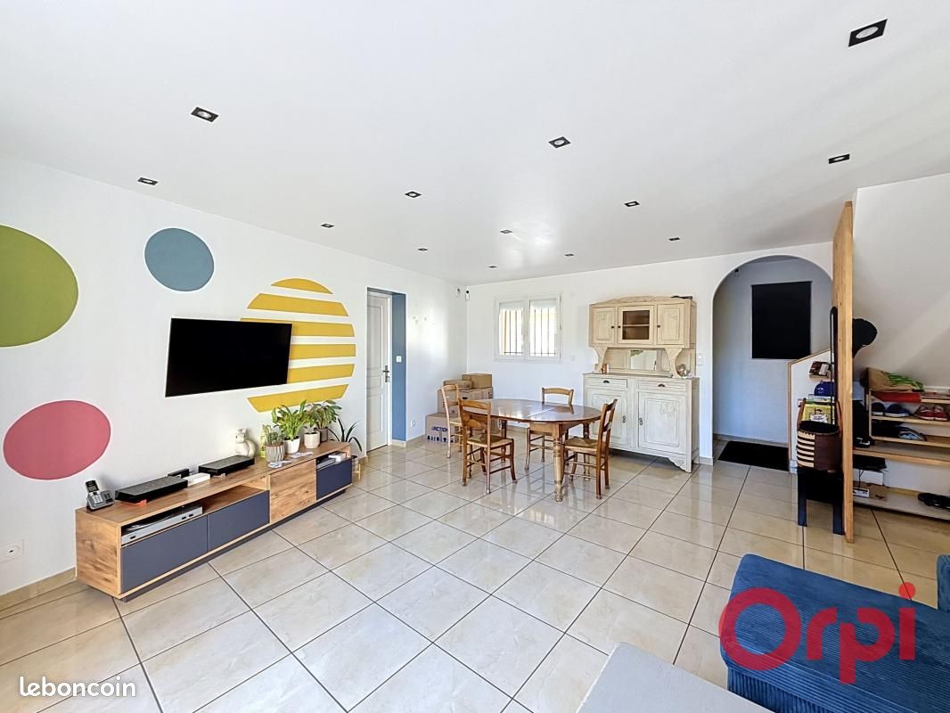Maison 3 pièces 89 m² · à Pia · 89 m² · 250 000 €