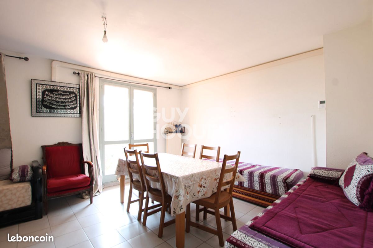 Appartement 4 pièces 87 m² · à Avignon · 87 m² · 75 000 €