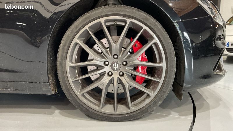 Maserati GHIBLI 3.0 V6 275CH DIESEL GRANSPORT (image 34)