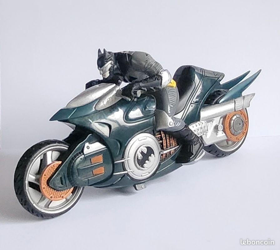 Batman moto (image 1)