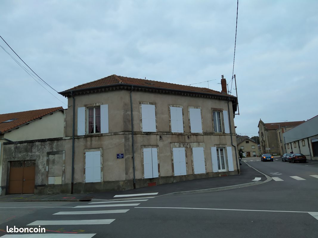 Immeuble 8 pièces 258 m² · à Lunéville · 258 m² · 120 000 €
