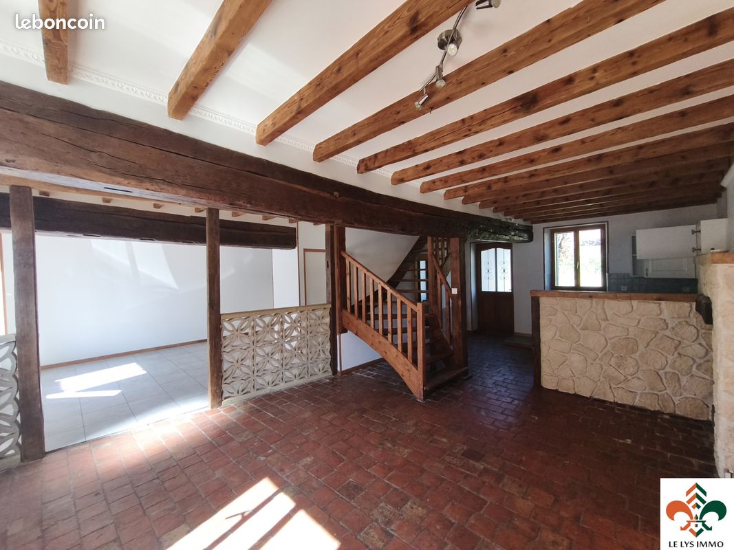 Maison 6 pièces 108 m² · à Écury-sur-Coole · 108 m² · 209 000 €