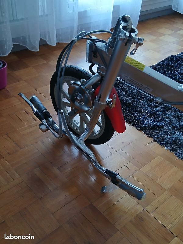 Vélo électrique pliant (image 11)
