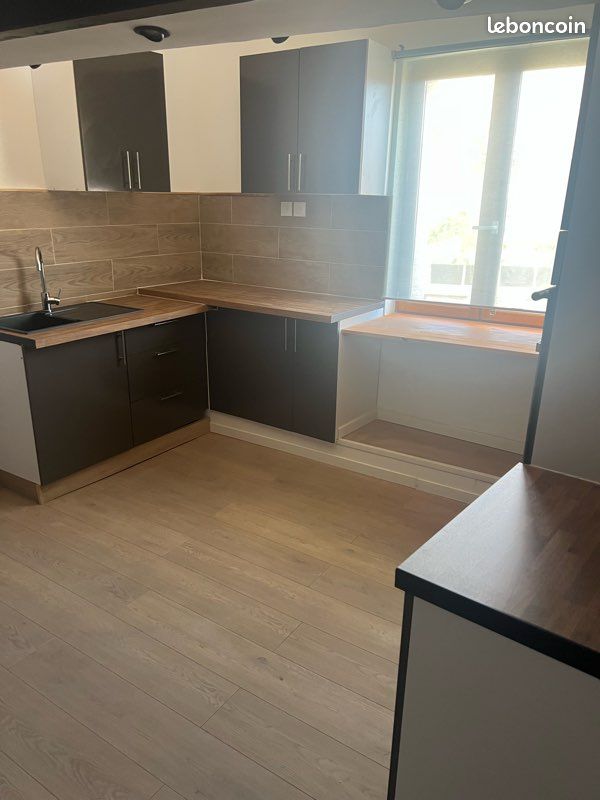 Appartement 1 pièce 26 m² · à Cadenet · 25,5 m² · 600 €/mois