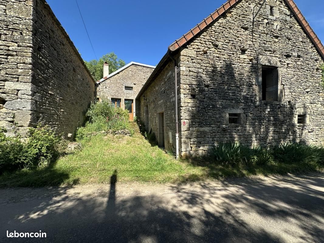 Maison 3 pièces 60 m² · à Mont-Saint-Jean · 60 m² · 89 000 €
