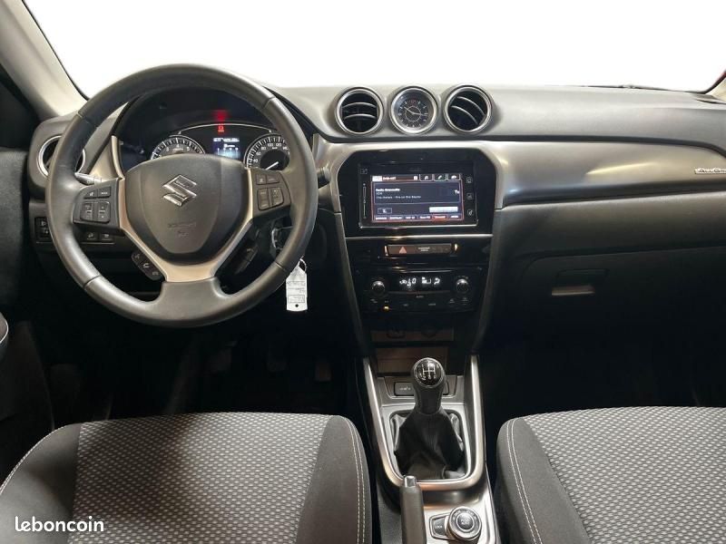 Suzuki Vitara 1.0 Boosterjet 111ch Privilège Allgrip (image 10)