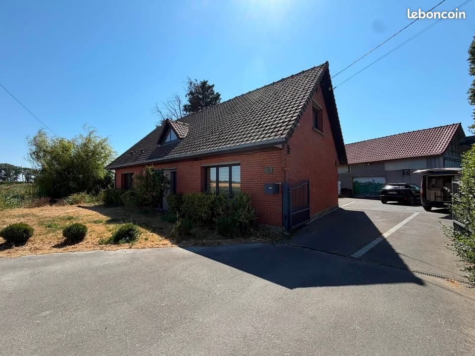 Maison 10 pièces 156 m² · à Saint-Pierre-Brouck · 156 m² · 361 876 €
