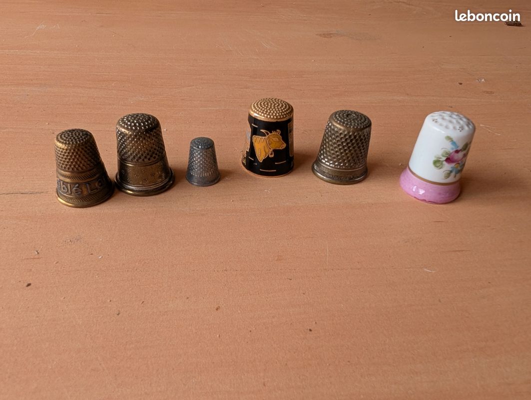 Des a coudre anciens (image 1)