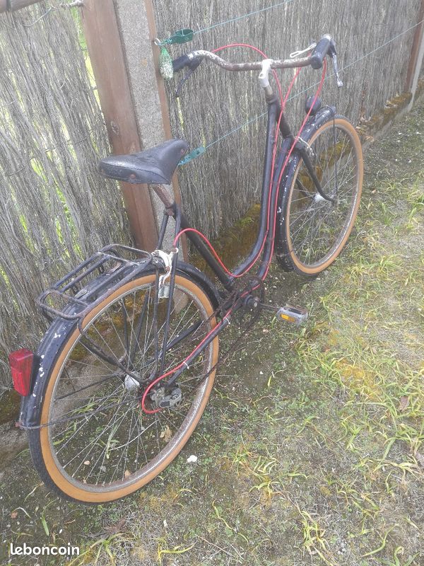 Ancien vélo femme (image 1)