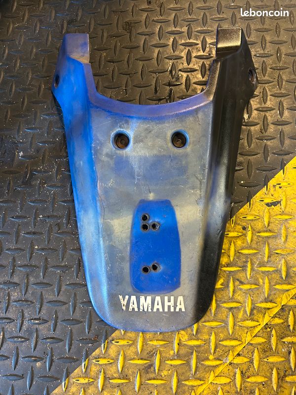 Carénage arriere Yamaha DT50 (image 1)