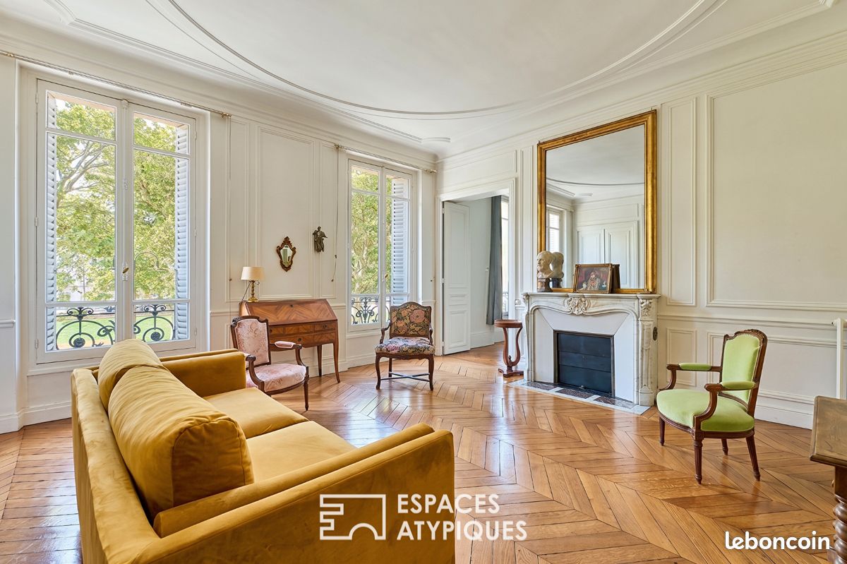 Appartement 5 pièces 130 m² · à Paris · 130 m² · 1 985 000 €