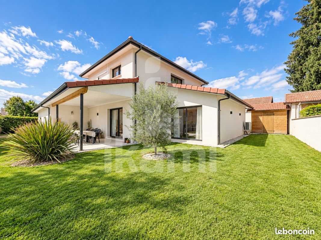 Maison 5 pièces 153 m² · à Vinay · 153 m² · 467 000 €