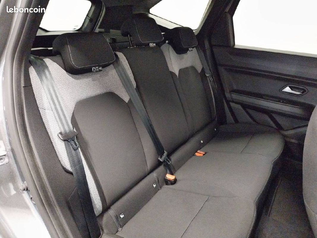 DACIA Bigster Hybrid 155 Journey (image 16)