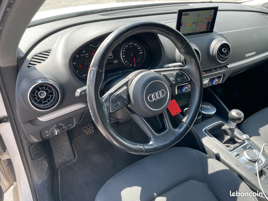 Audi a3 sportback 1.6 tdi 110 ambiente (image 3)